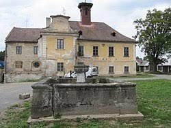 Zámek Nemilkov